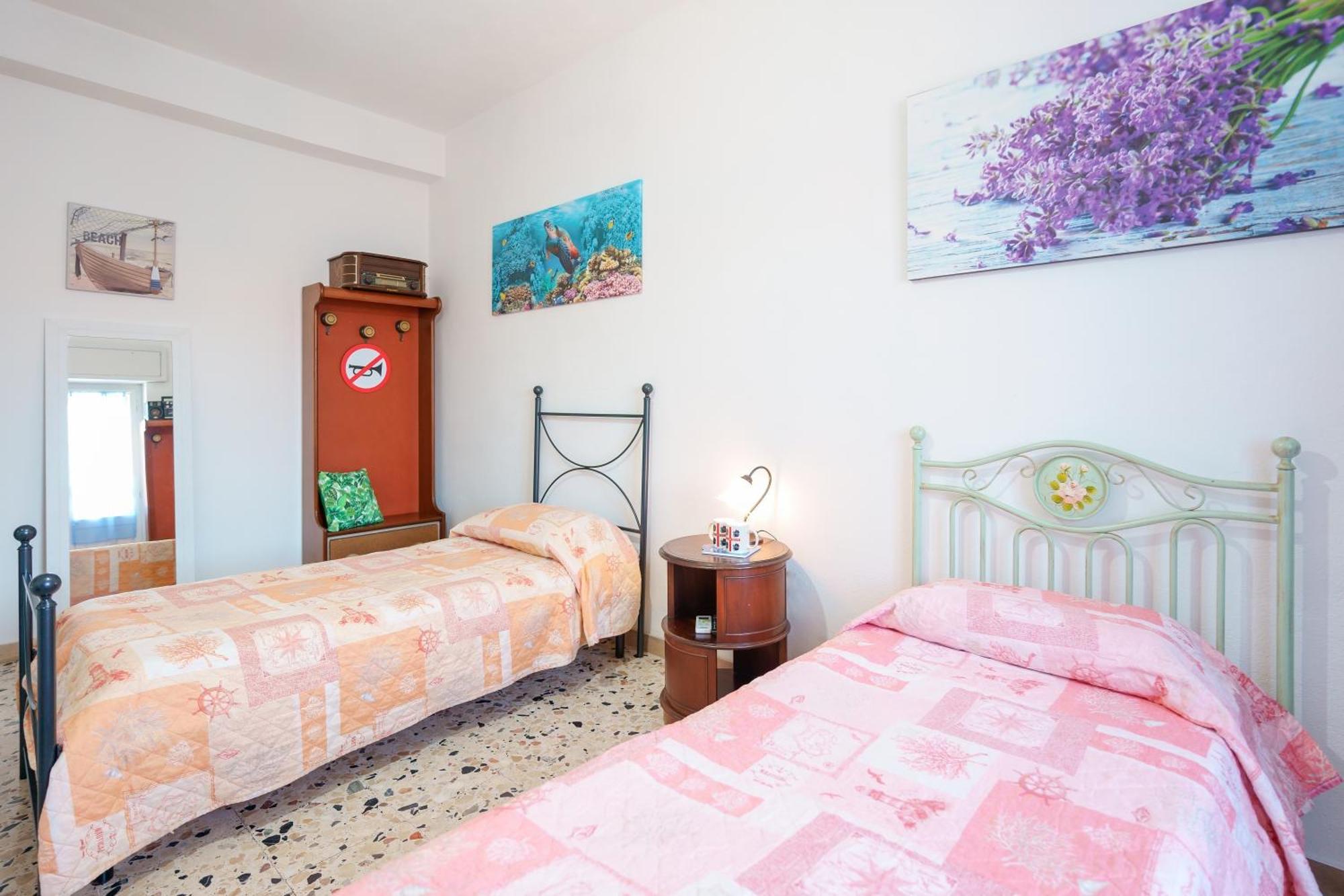 B&B Pothos - Eng Ita - Air Conditioning Wi-Fi Fridge Netflix Local Guide - Aria Condizionata, Frigo, Internet, Guida Locale Кальяри Экстерьер фото